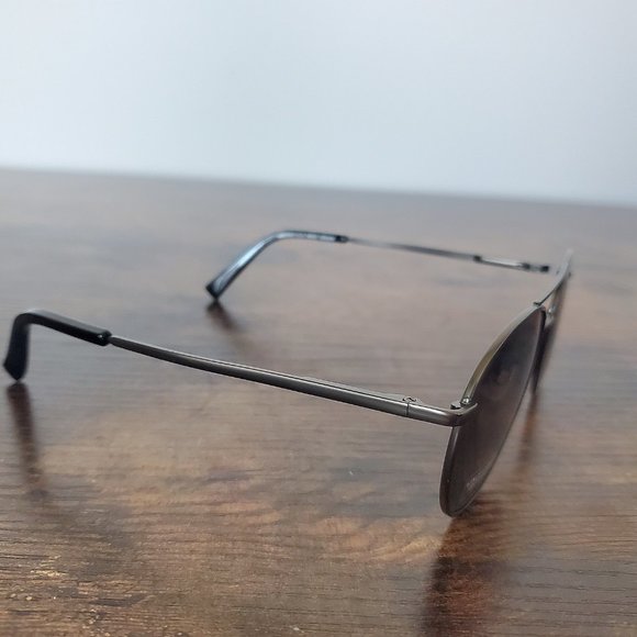 VINCE CAMUTO Aviator Sunglasses - Picture 4 of 6